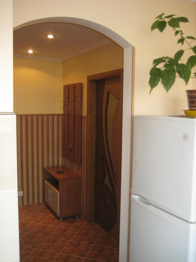 Комфортная 1-Комнатная Новопречистенская 1 Tcherkassy Extérieur photo
